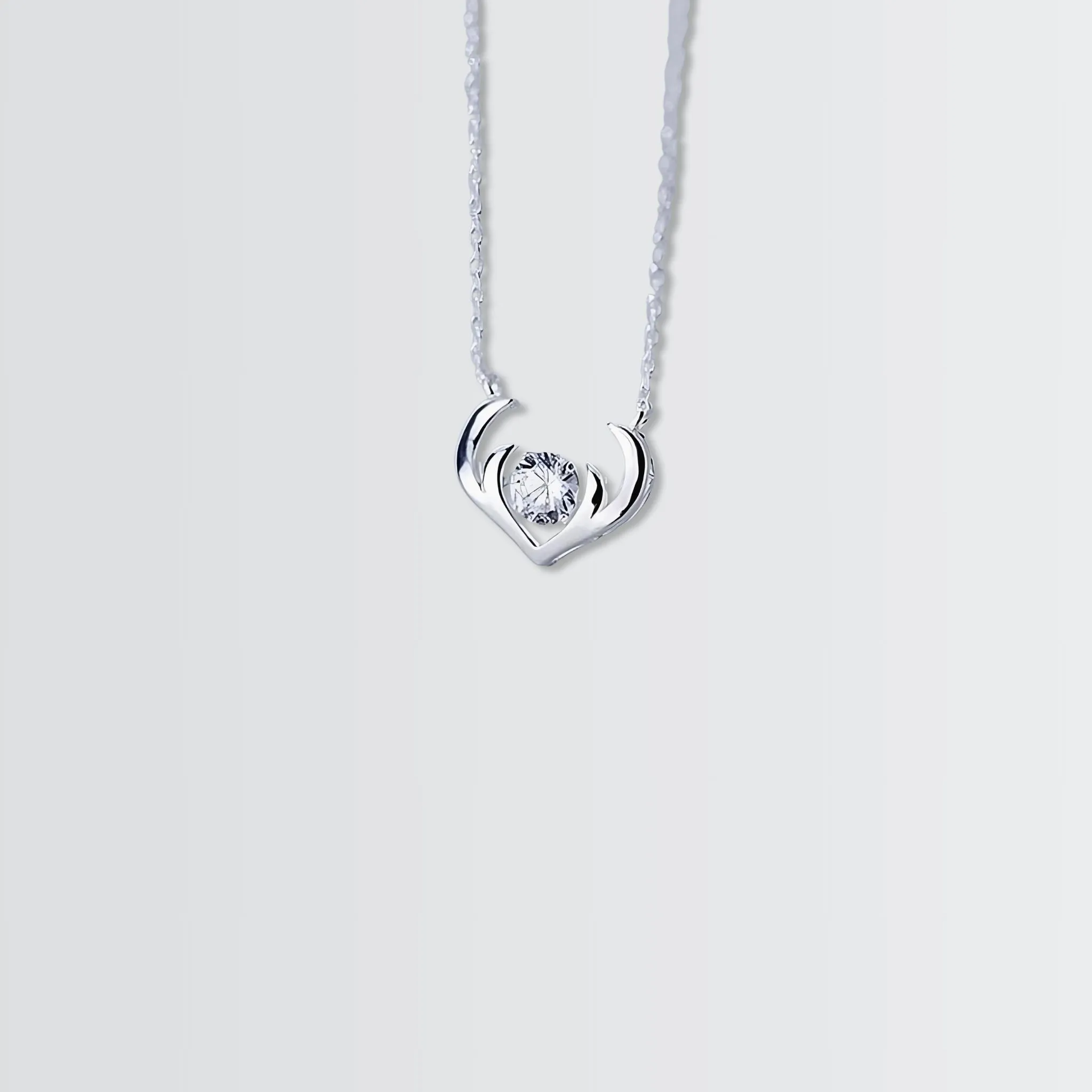 Antlers Solitaire Minimal Necklace