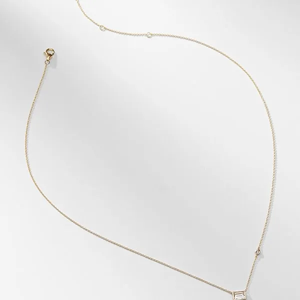 Asscher-Cut Necklace :: Gold