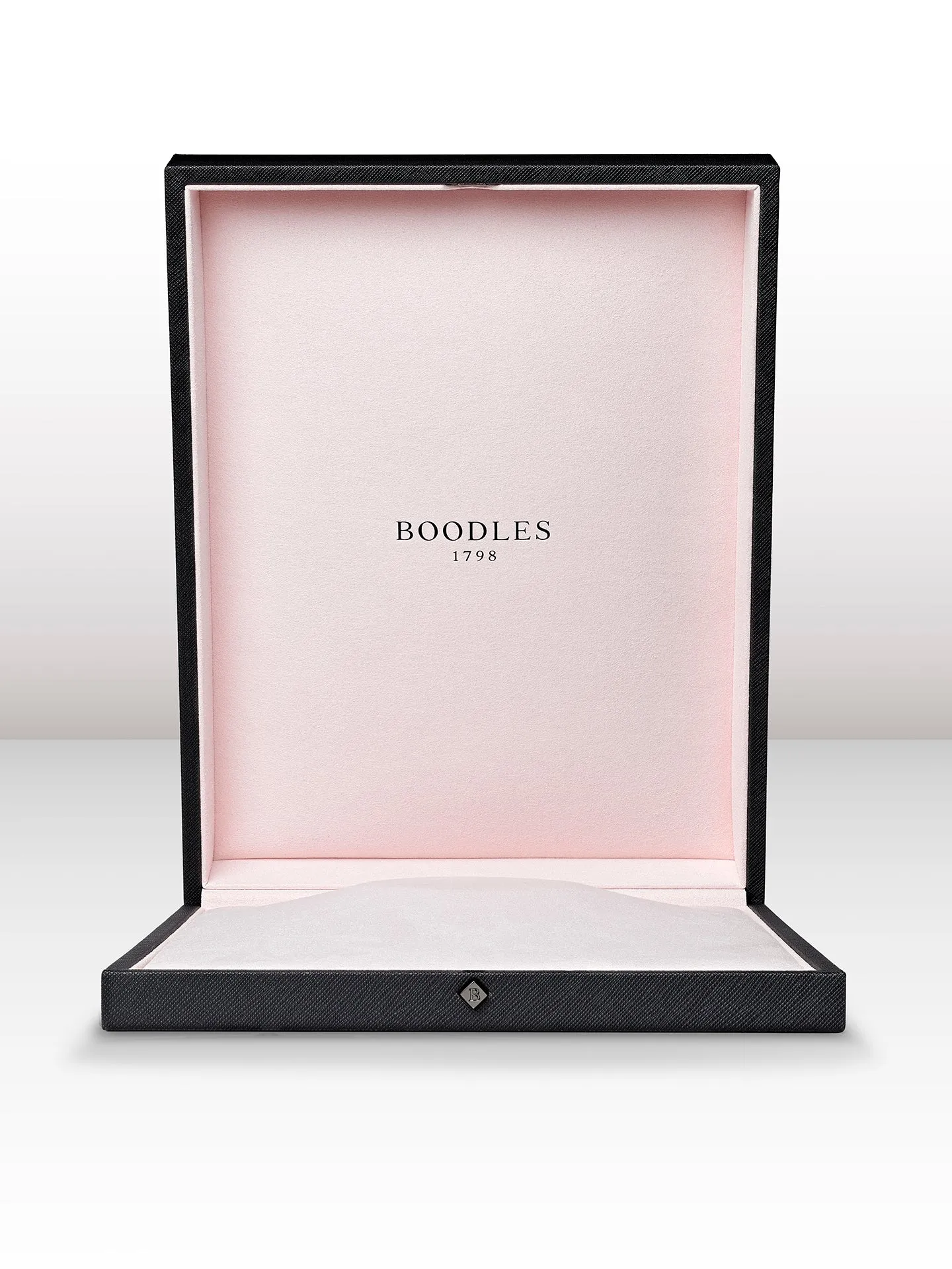 Be Boodles Medium Long Yellow Gold Diamond Necklace