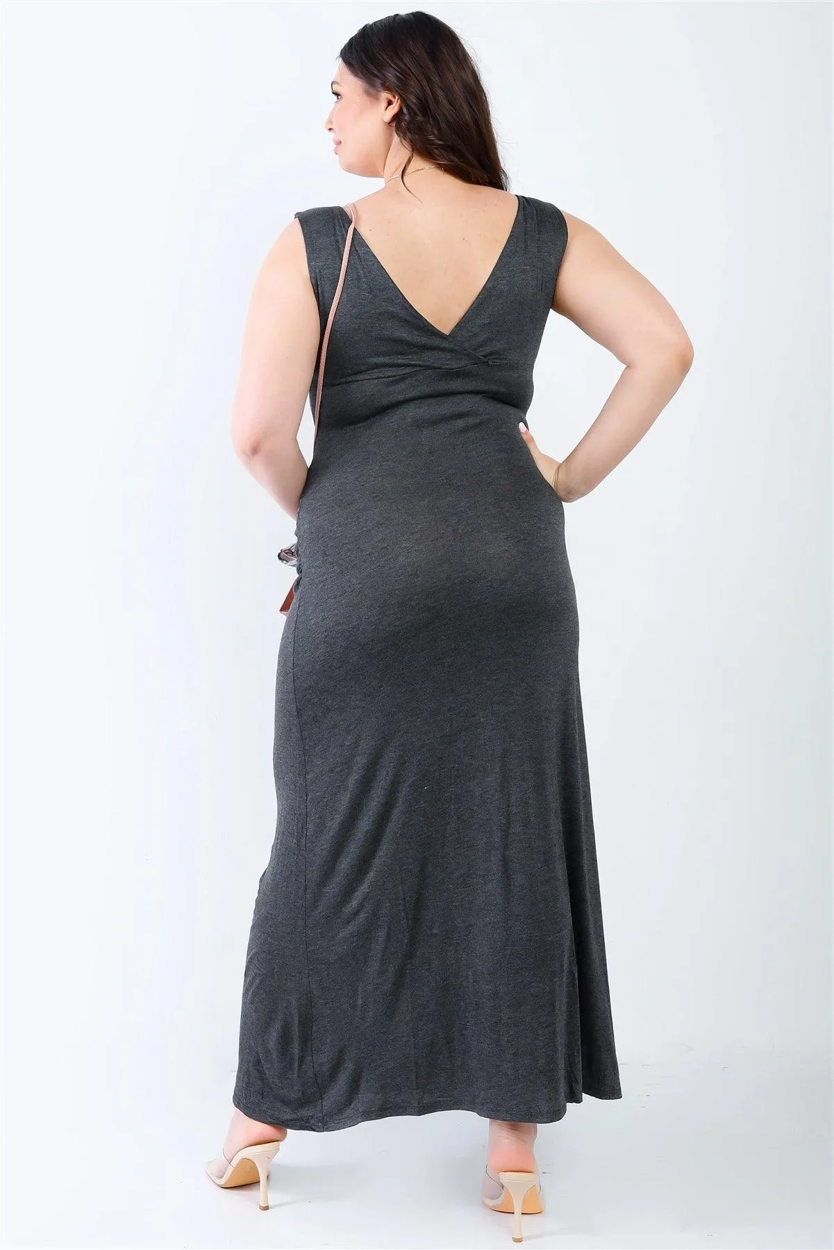 Junior Plus Charcoal V-Neck Sleeveless Maxi Dress /1-2-2