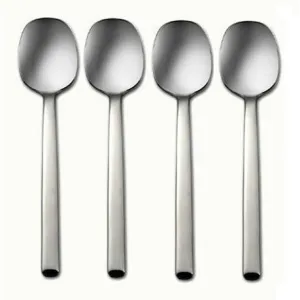 Oneida Perpetua Set of 4 Dinner Spoons