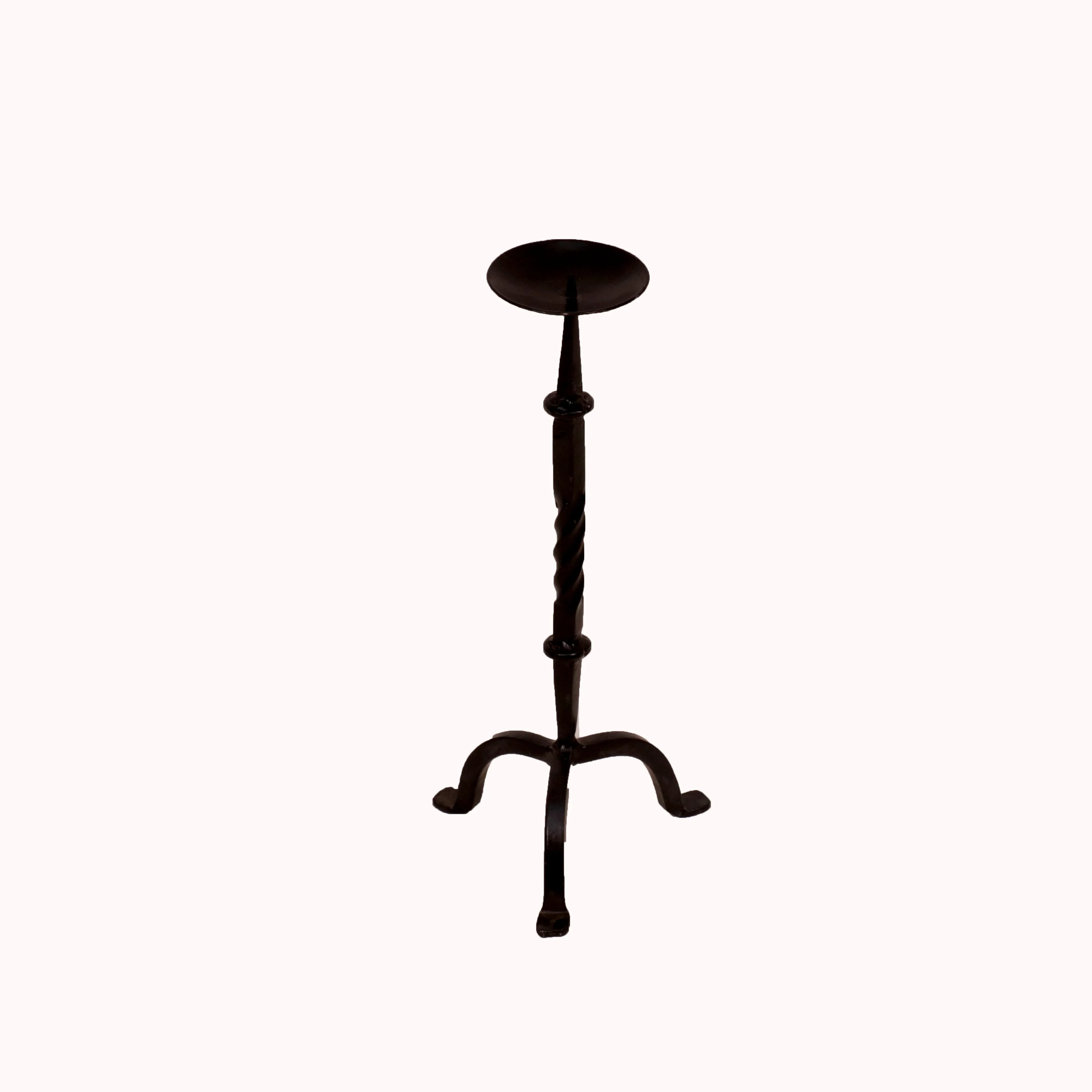 Simple and Classic Candle Stand