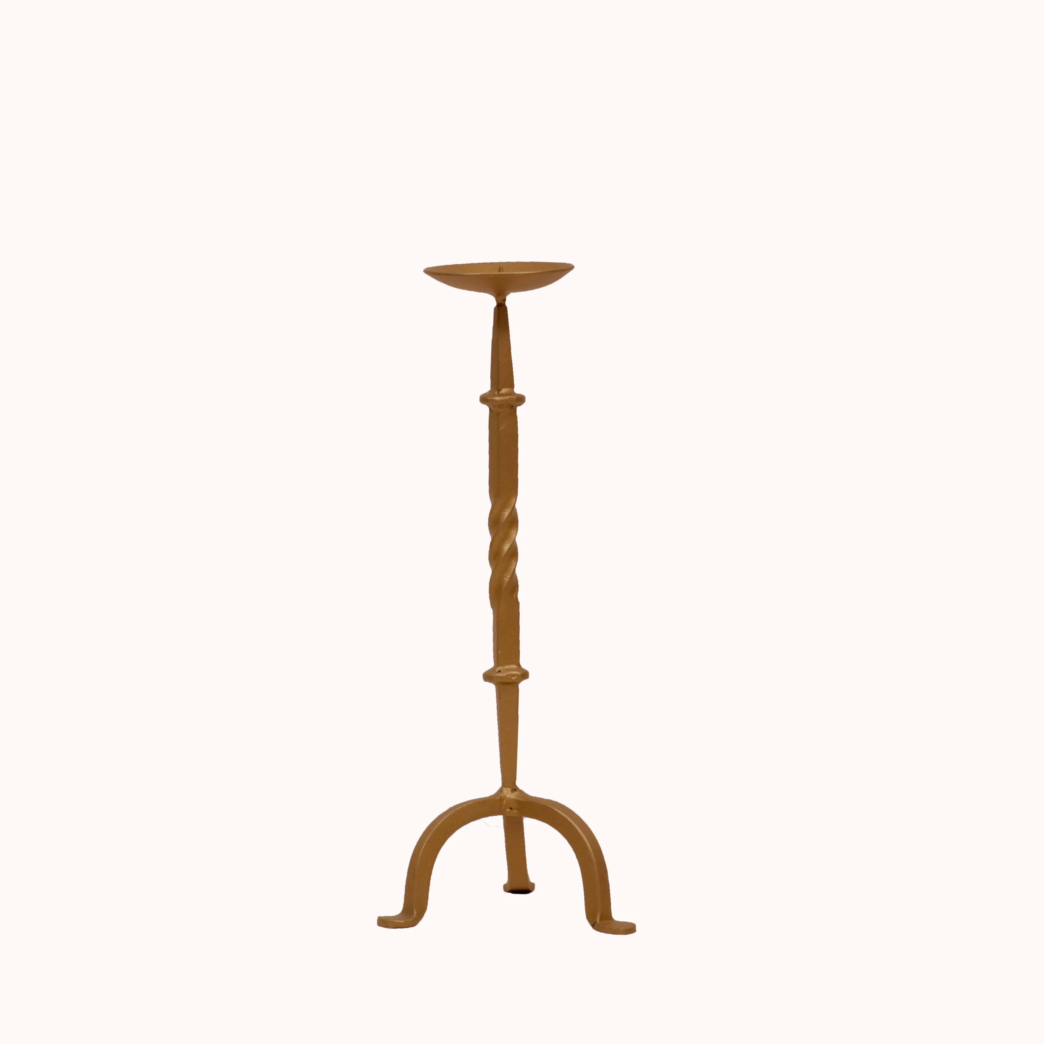 Simple and Classic Candle Stand
