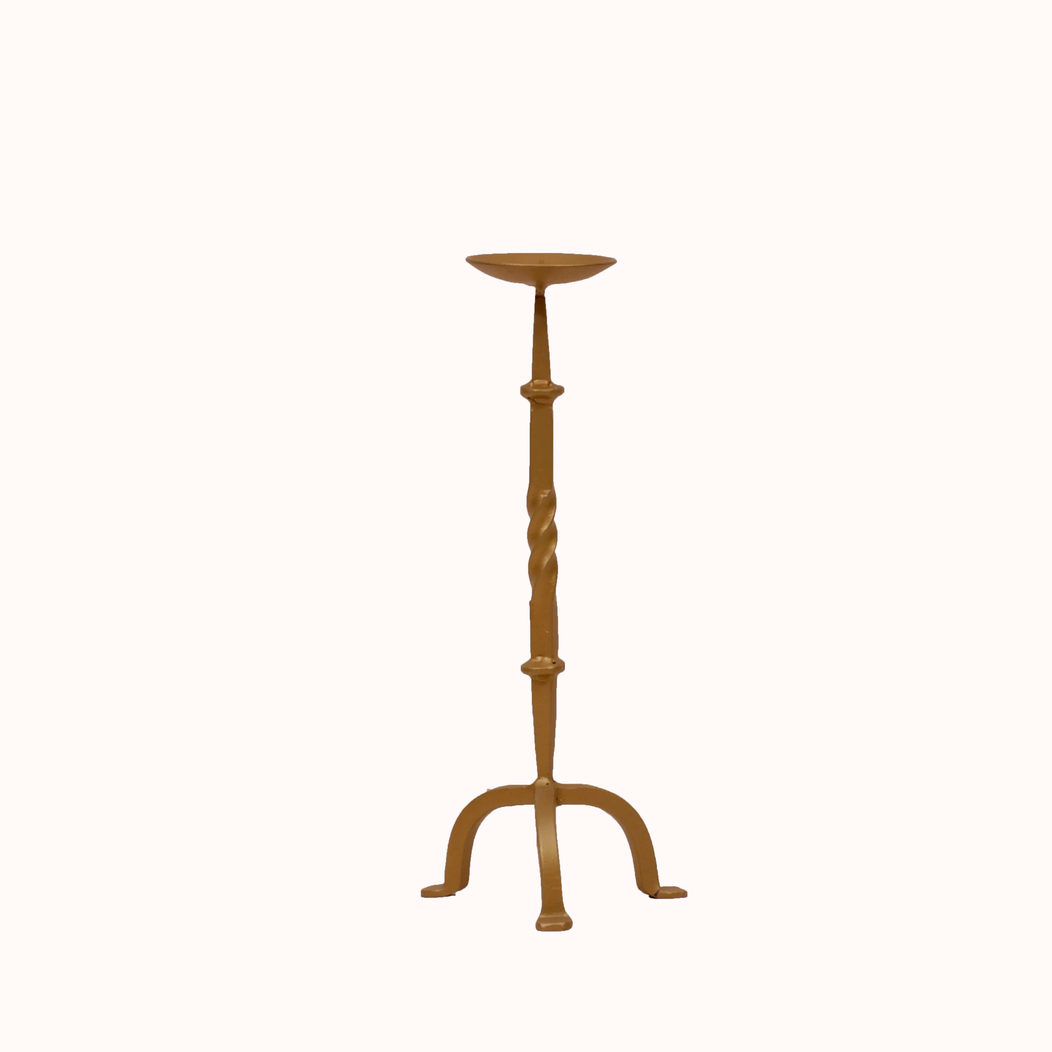 Simple and Classic Candle Stand